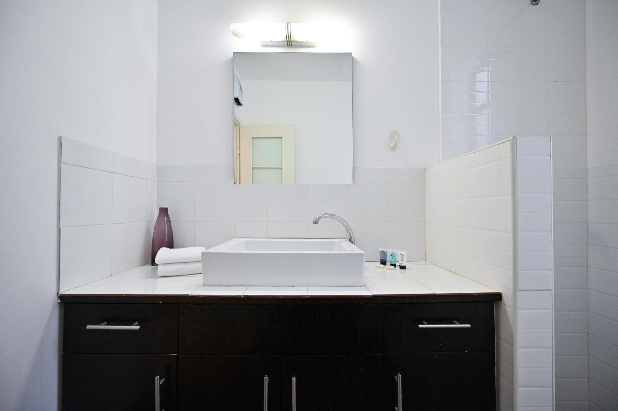 Nice 2Br Near Gordon Beach By Holyguest Tel-Aviv Kültér fotó